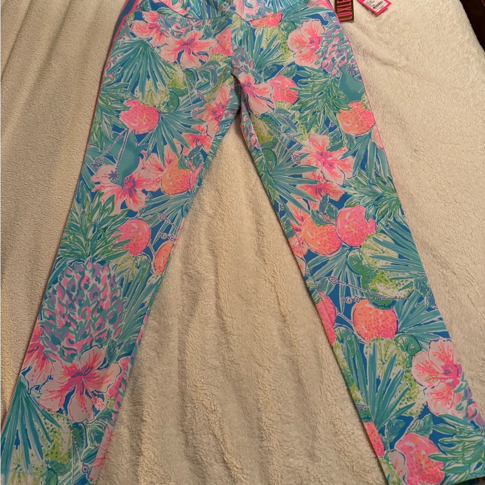 Lilly Pulitzer Luxletic Floral Print Pants Size 6! NWT!